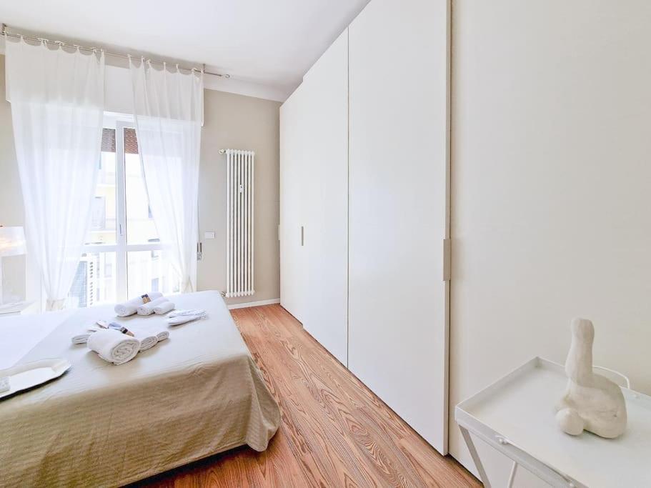 Charme On The River - City Center Apartment เวโรนา ภายนอก รูปภาพ